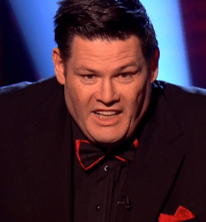 Mark Labbett offers a Beat The Chasers contestant £100k tonight