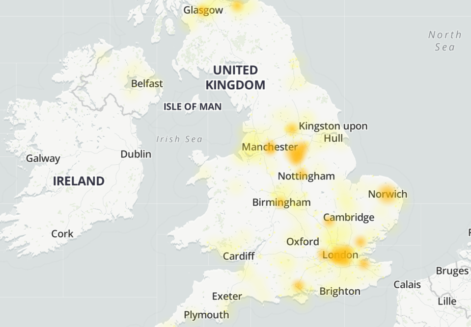 Sky broadband services crashed for hundreds of customers across the UK earlier today