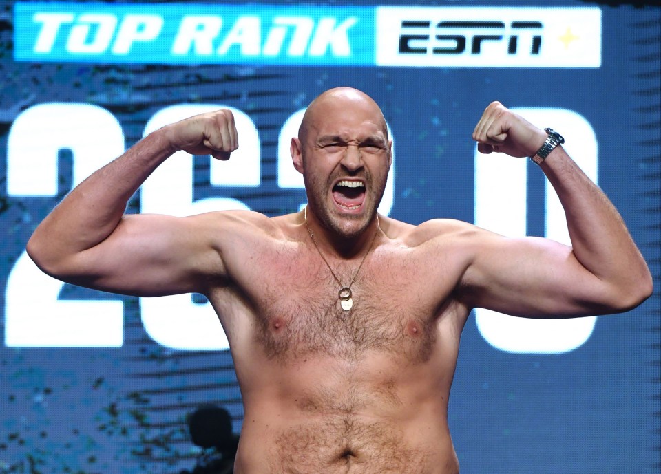 Tyson Fury has predicted an easy night's work against Joshua