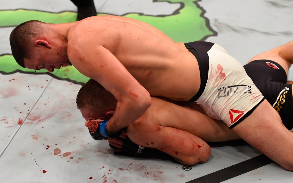 Diaz chokes out McGregor, who tastes defeat for the first time in 2016