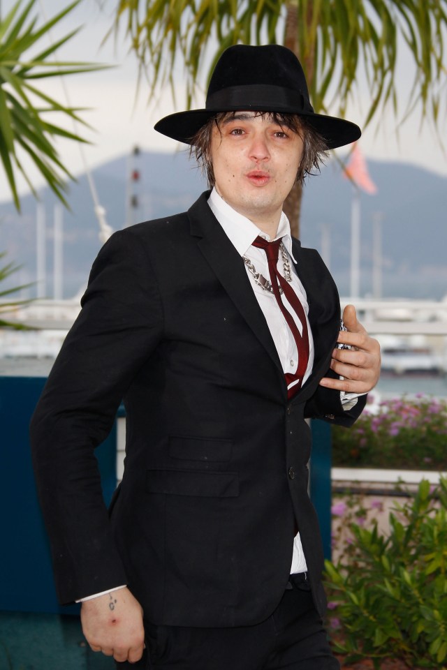 Pete Doherty helped out a widow left penniless by an online scam