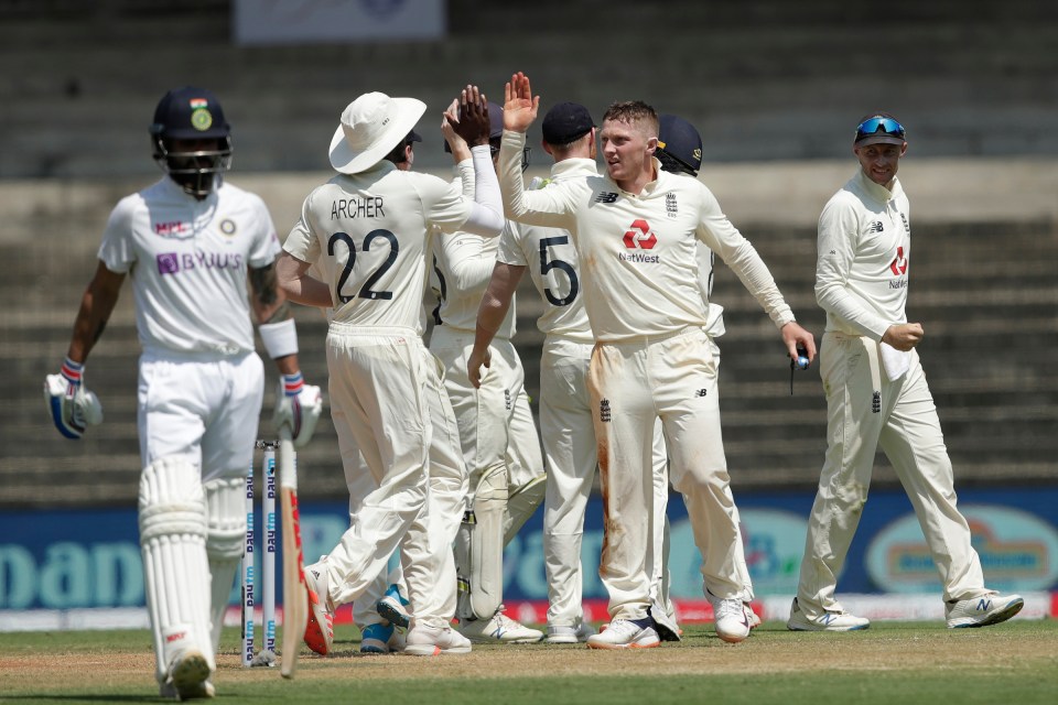 Bess celebrates dismissing Kohli with Jofra Archer