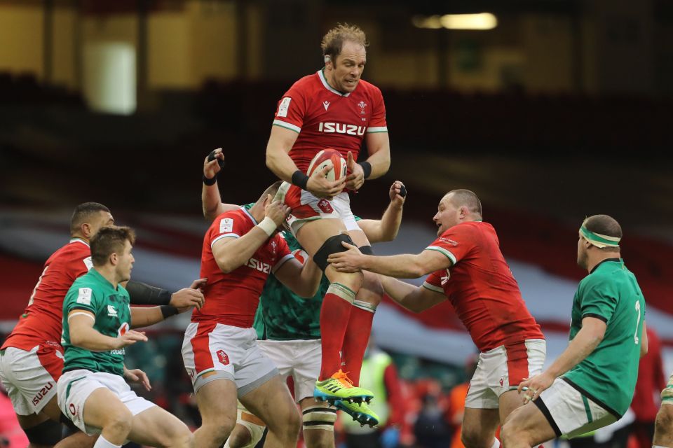 Wyn Jones proved instrumental in Wales' victory over Ireland