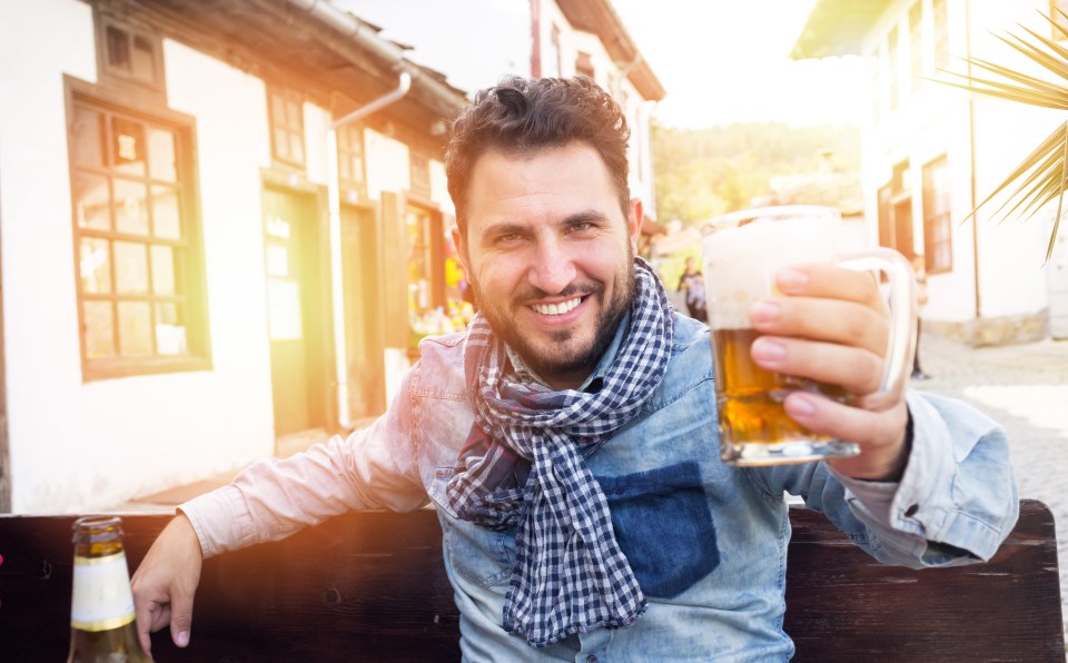 Punters will be allowed to enjoy drinks outdoors