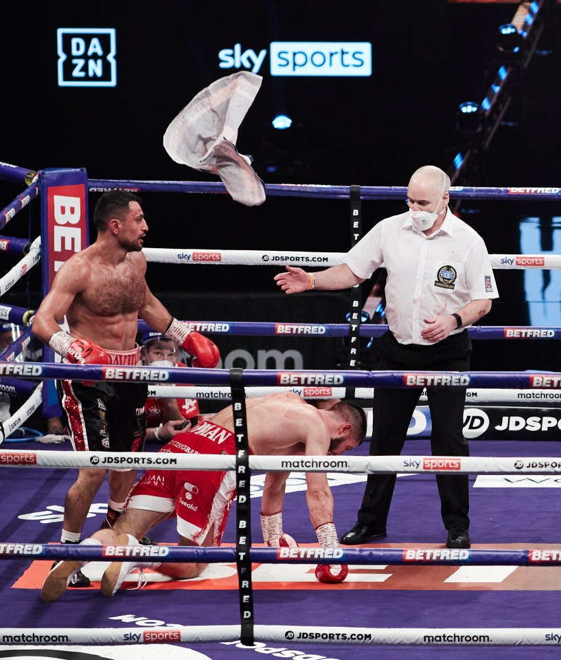 Josh Kelly's coach Adam Booth mercifully threw in the towel in the sixth round