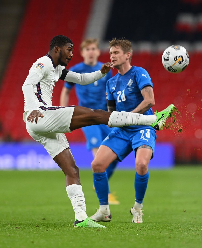 Maitland-Niles wore another pair of Nike CTR360 Maestri III boots supplied by Classix Collection on international duty for England