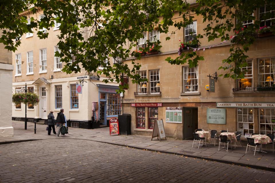 Abbey Green is a quiet, cobbled area of Bath