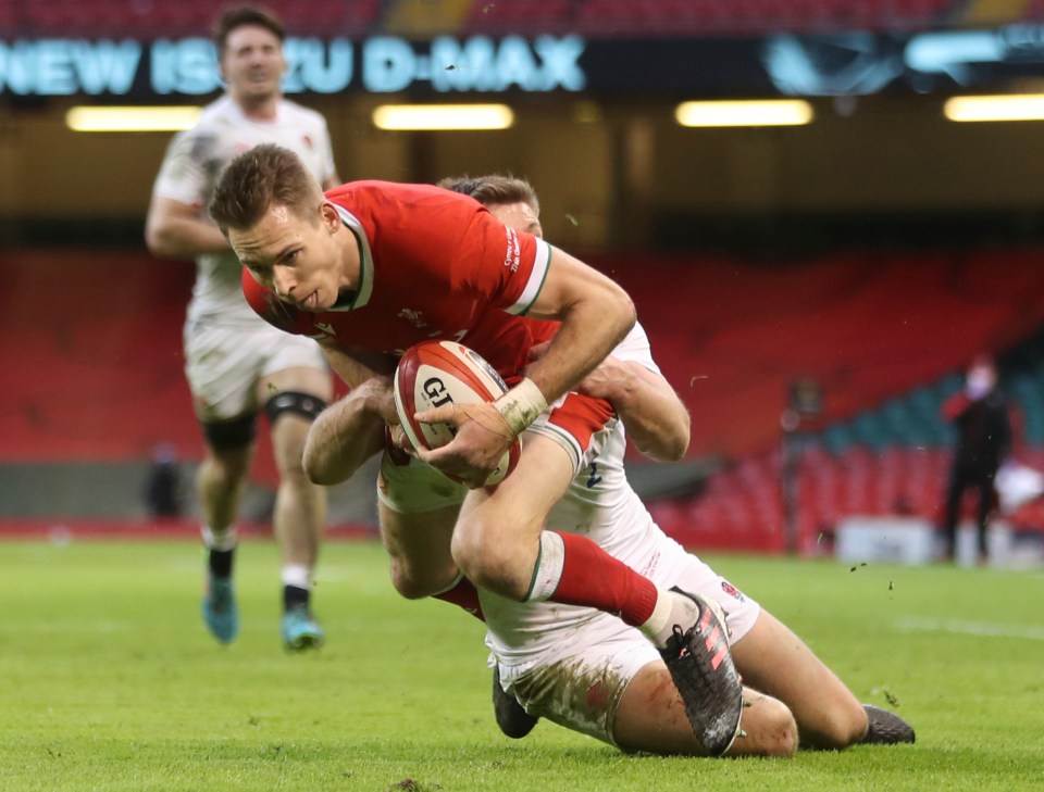 Liam Williams scored Wales' second try - also mired in controversy - to open up a commanding lead