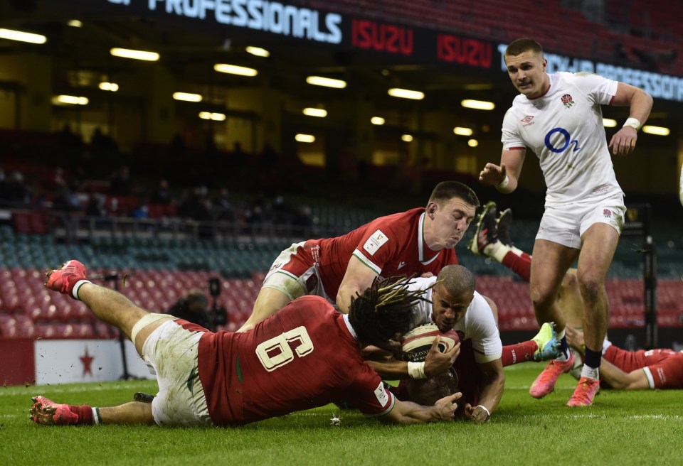 Anthony Watson finished off a superb England move to reduce the deficit before the break