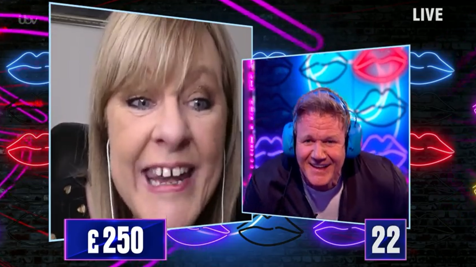 Gordon took a swipe at contestant Lorna's teeth - shocking fans