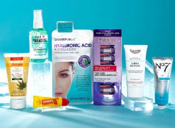 Here is everything you get in the Skincare Hydration Beauty Box