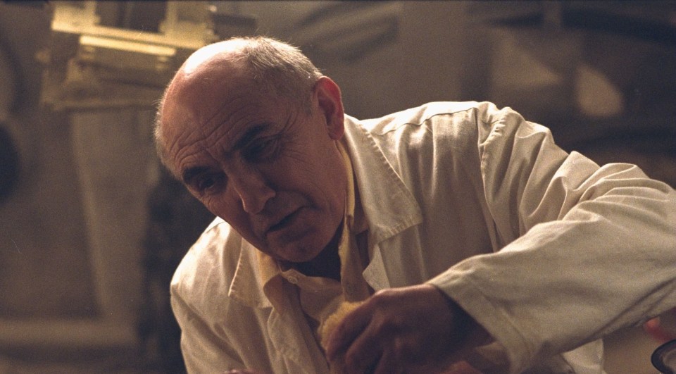 Donald Sumpter played Uncle Ginger