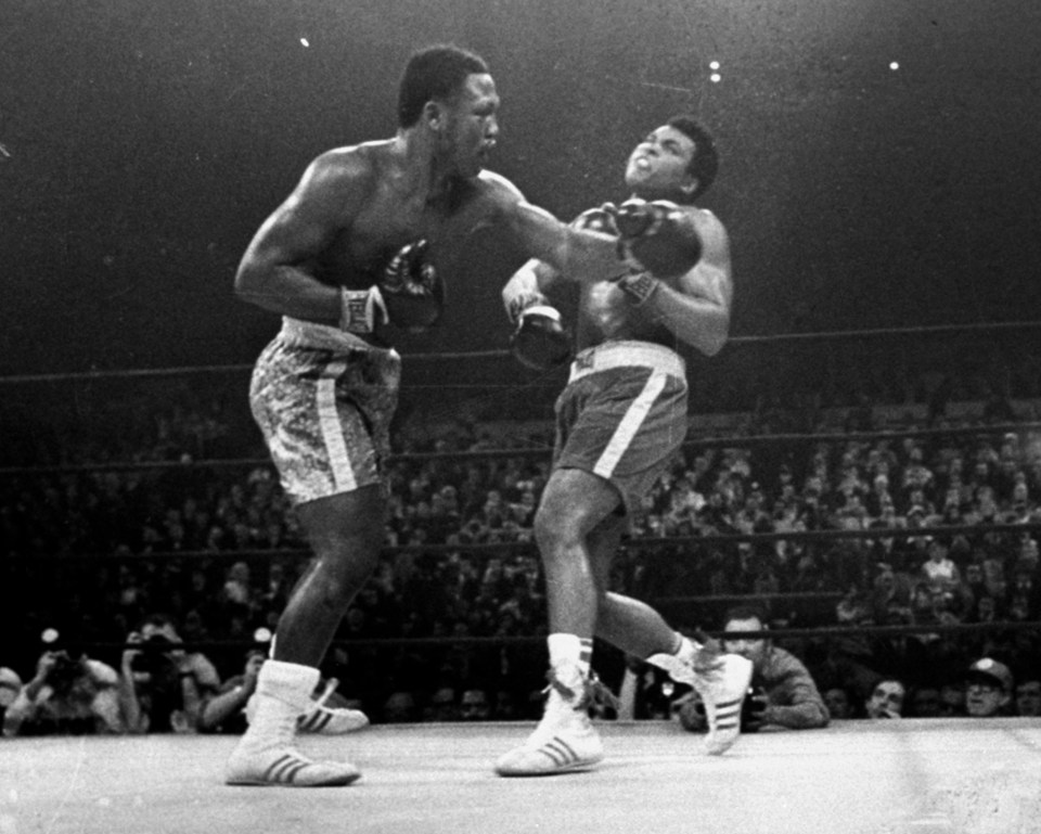 Muhammad Ali's first fight with Joe Frazier was 50 years ago - but how would the heavyweight champions of today fare against the former giants