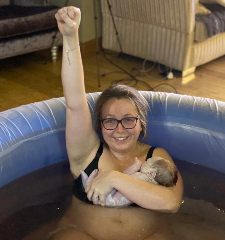 Ella Roberts, 28, from Aveley, Essex, live streamed her home water birth in front of her 19,000 followers