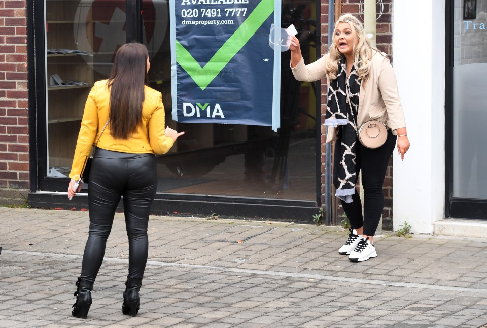 The pair were spotted shouting at each other outside an Essex fish and chip shop