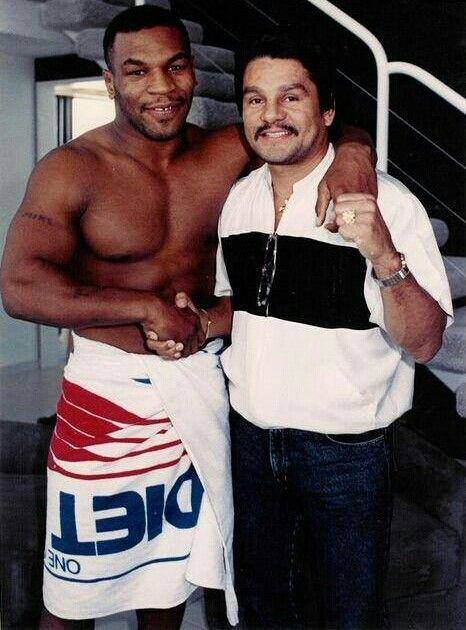 Mike Tyson idolised Roberto Duran