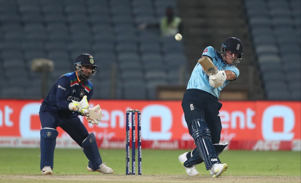 Ben Stokes hit ten sixes in his 99 as England cruised to victory in the second ODI against India with six and a half overs to spare