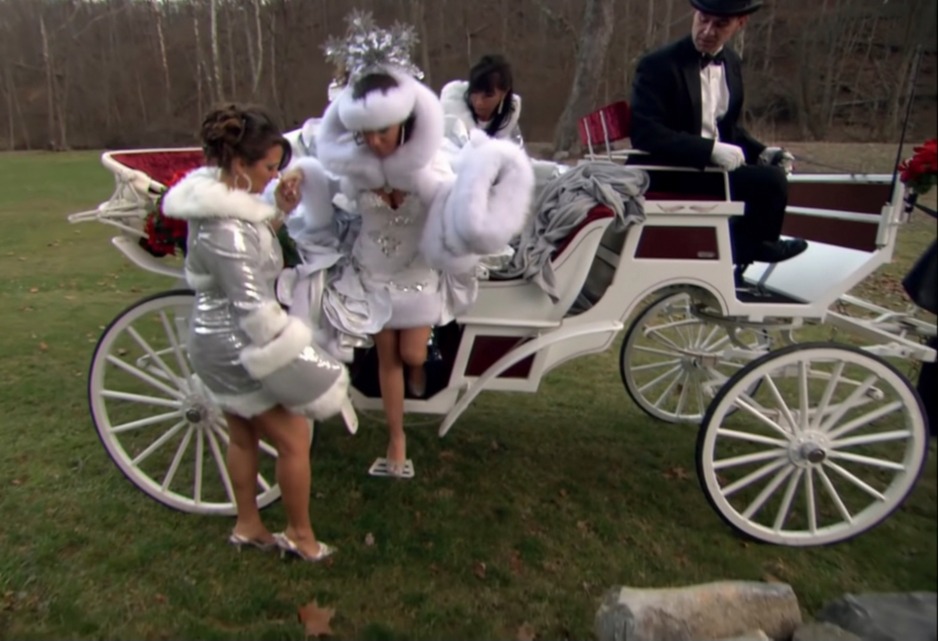 The bride arrived in a horse and cart to marry the man of her dreams