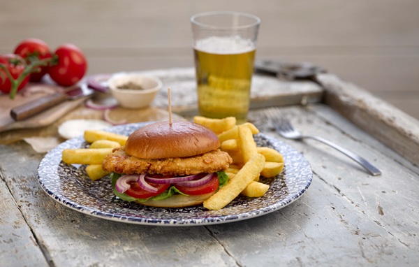 Fans will still be able o order a burger when 'Spoons reopens