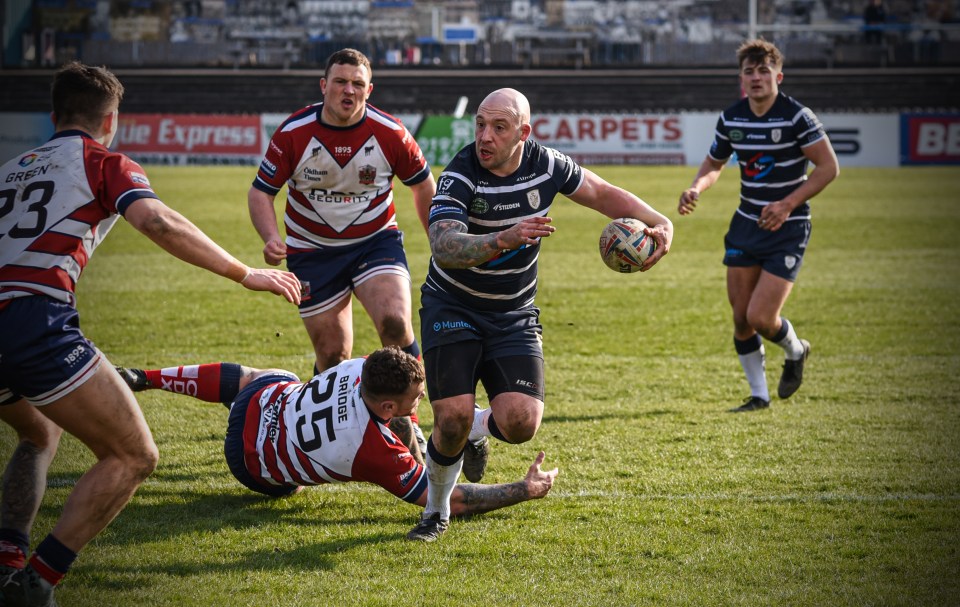  Featherstone defeated Oldham 58-10 on their comeback