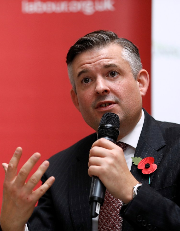 Labour's shadow health secretary, Jonathan Ashworth, said a 1% pay rise was the "ultimate kick in the teeth to our NHS heroes"