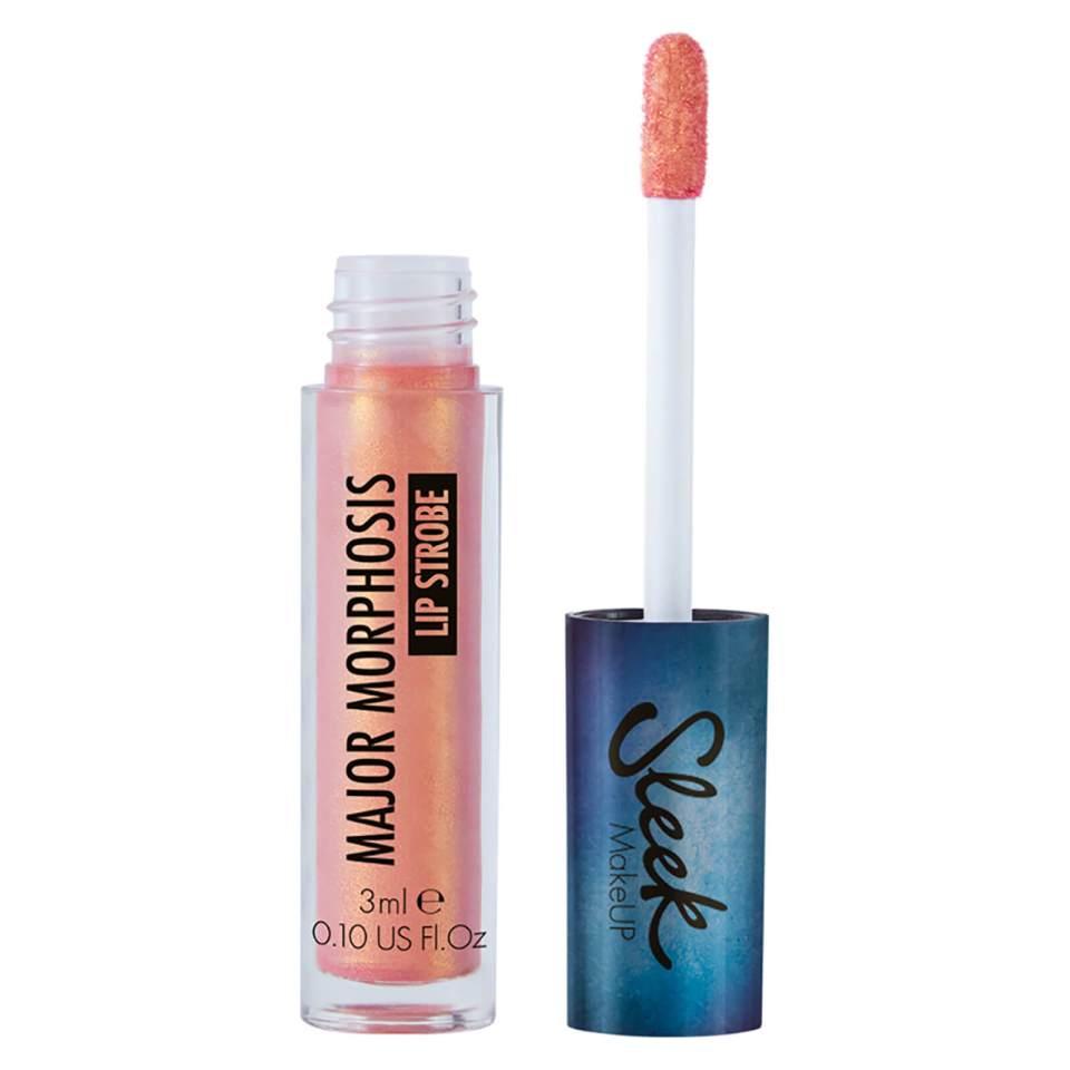 This lip gloss transforms to a dazzling glitter when it comes under direct light