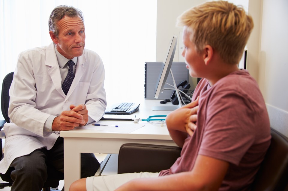 Experts say children should be able to see a doctor without their parents knowing