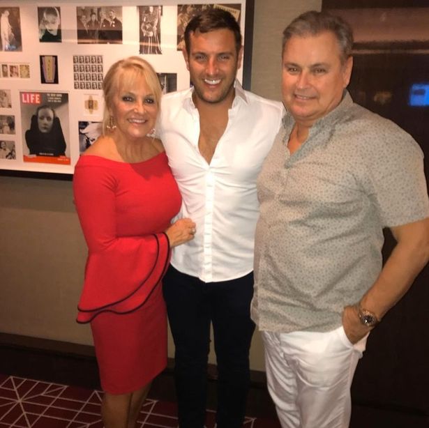 Mark’s cousin Elliott Wright (middle) with his father Eddie (right)