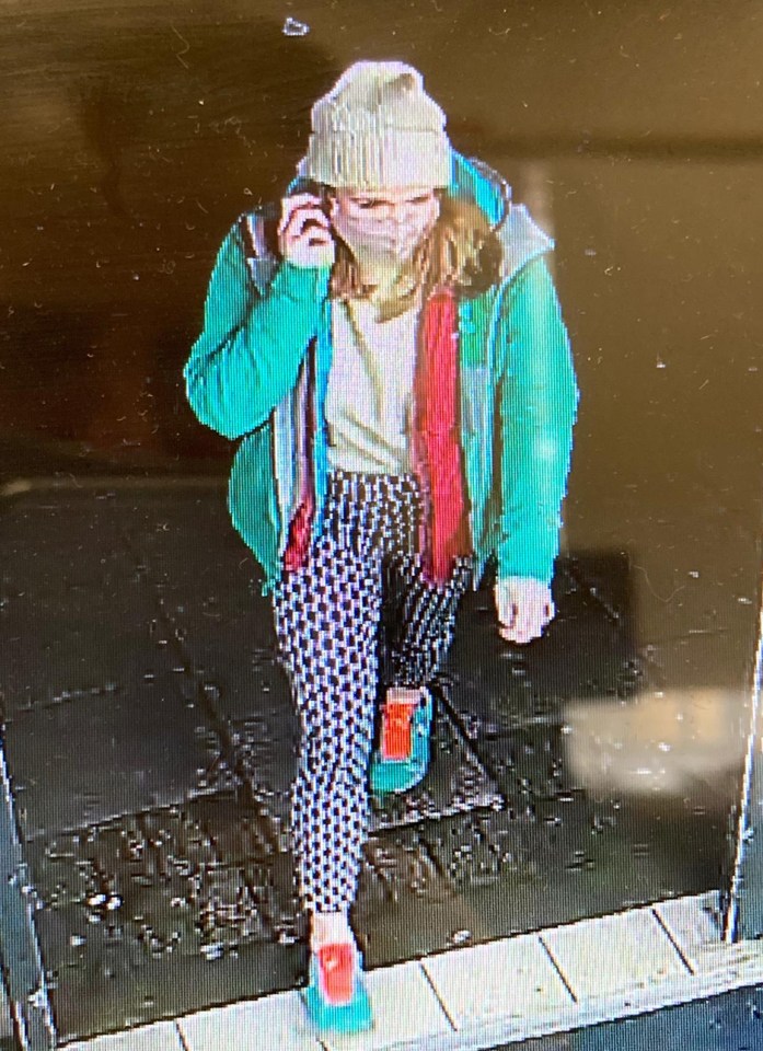 This is the last sighting of Sarah on CCTV at around 9.30pm