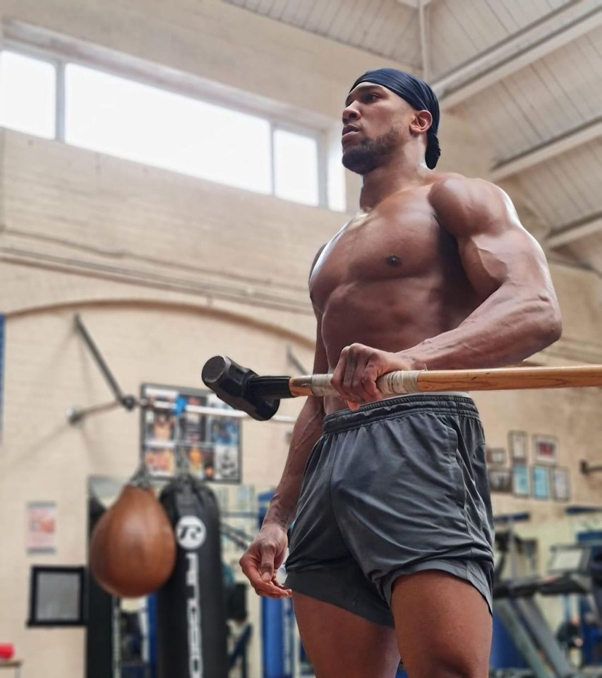 Colin Hart reckons Anthony Joshua would lose to both Ali and Frazier