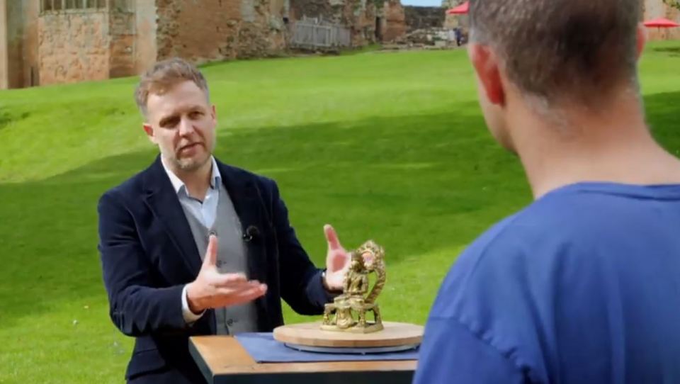 Antiques expert Lee Young was fascinated by the budget buy