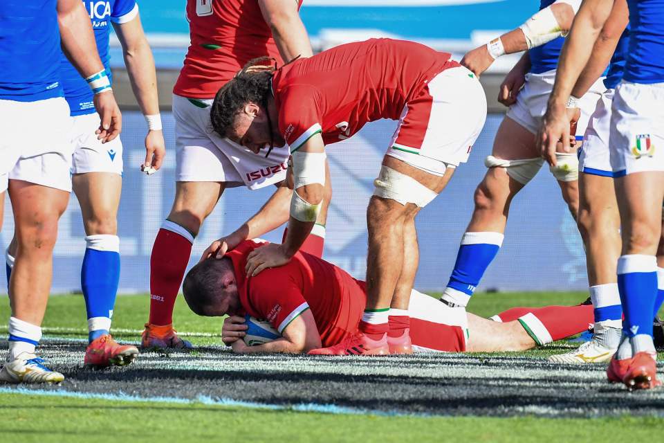 Ken Owens scored two tries on route to a crushing win for Wales in Italy