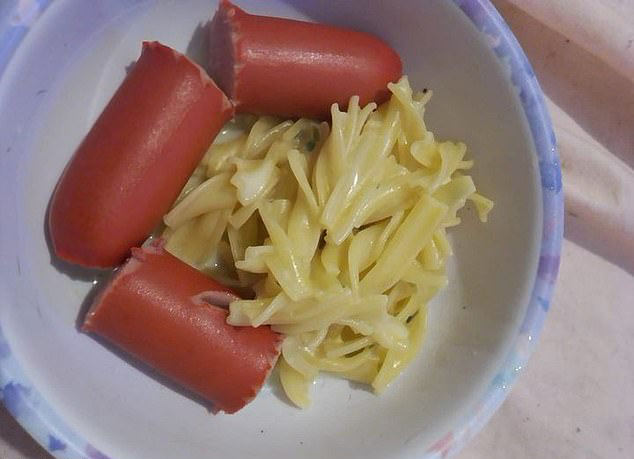 The mum 'couldn't be bothered to cook' so gave her daughter plain pasta and a Frankfurt