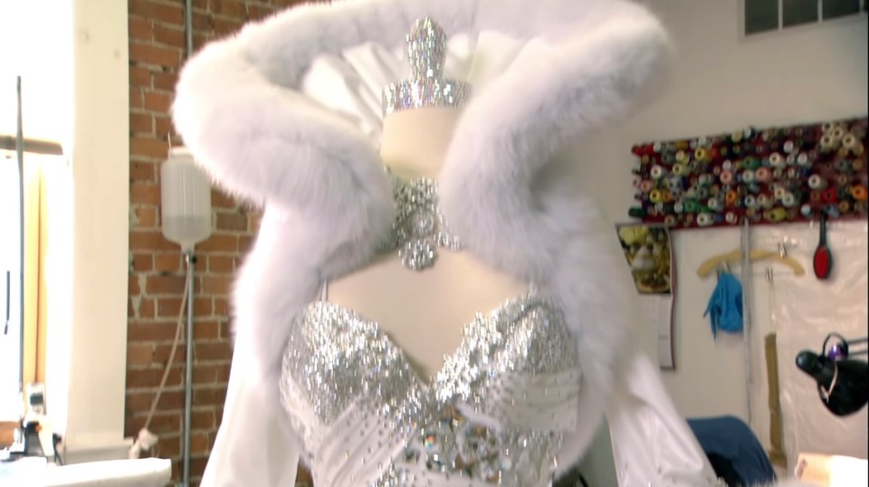 Annie's dress was encrusted with 80,000 rhinestones