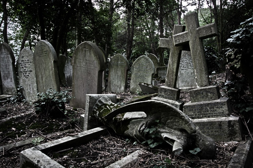 Highgate Cemetery is more ta 170,000 people buried there