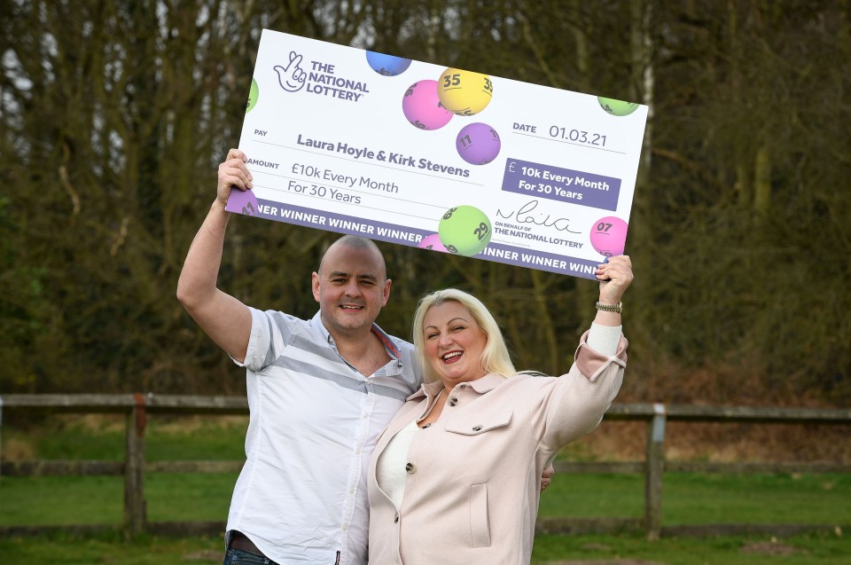 Laura Hoyle and Kirk Stevens won the Set for Life lotto