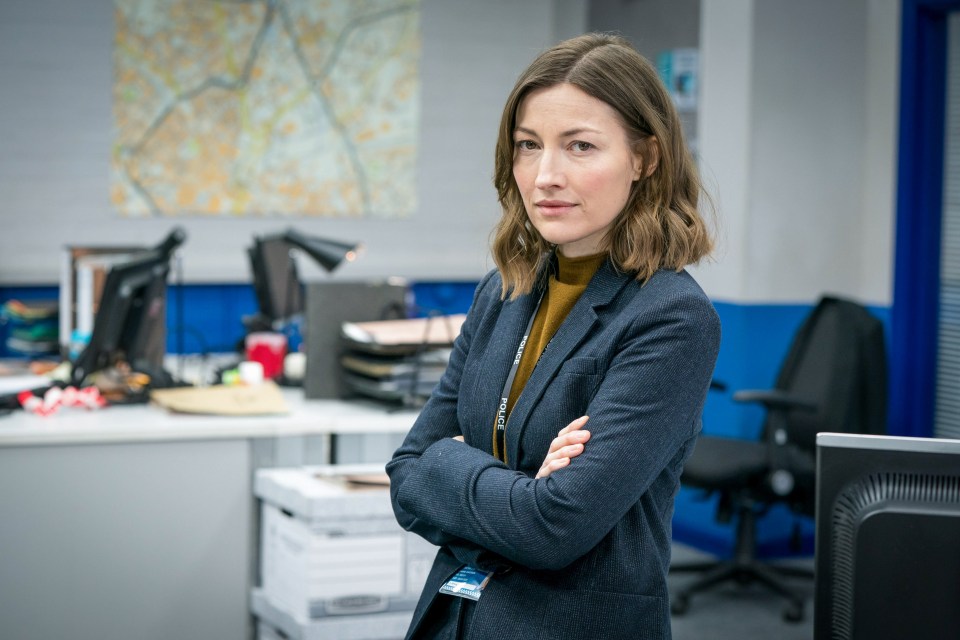 DCI Joanne Davidson is played by actress Kelly Macdonald