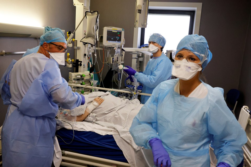 A total of 41 Paris-based doctors gave the warning in an opinion piece in a French newspaper