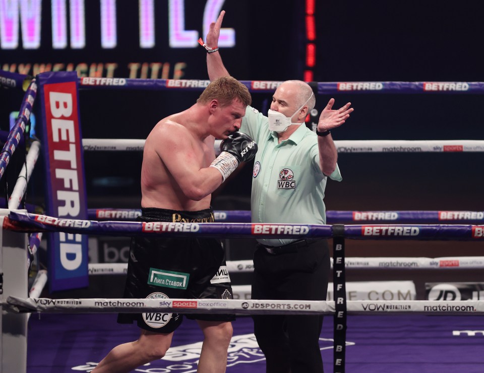 The ref called off the fight in the fourth round after Povetkin was knocked down