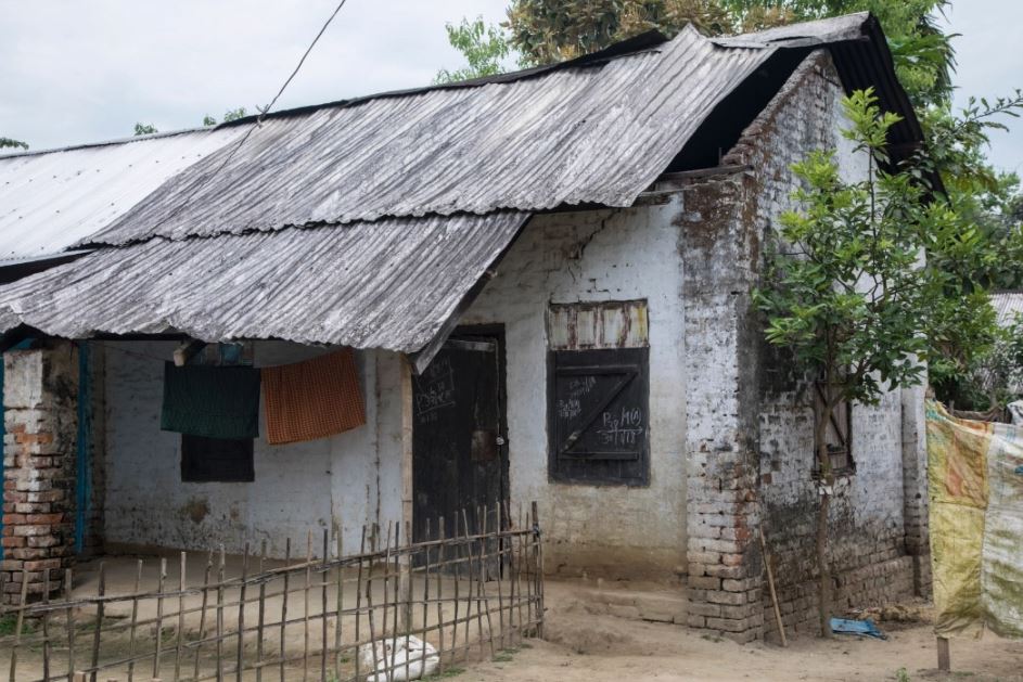 Workers often live in a ramshackle huts with no sanitation