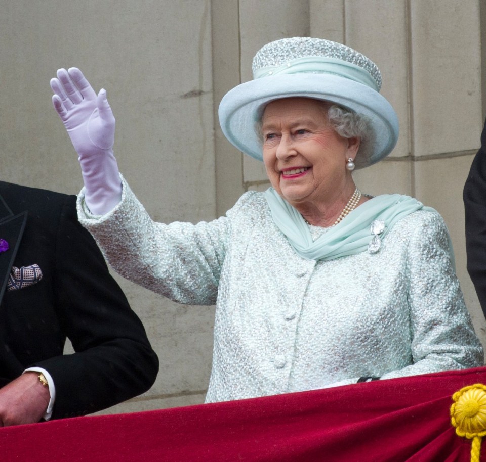 The Queen pictured on the balcony of Buckingham Palace for her Diamond Jubilee