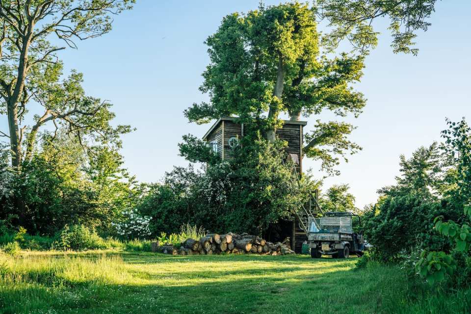 This treehouse is based in East Kent