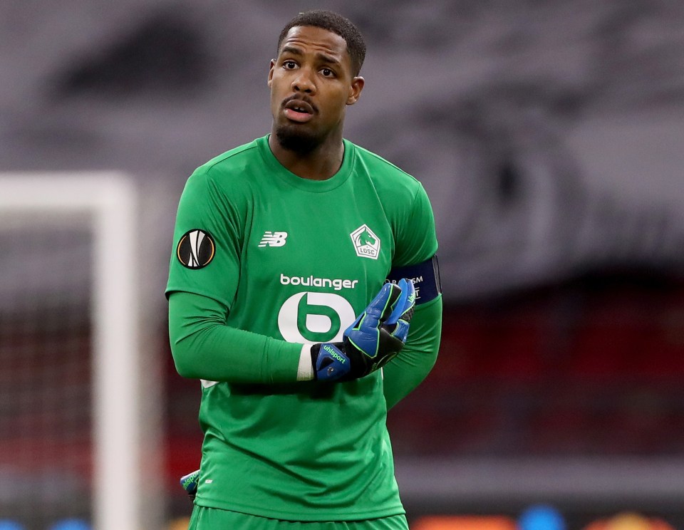 Lille stopper Mike Maignan continues to star in Ligue 1