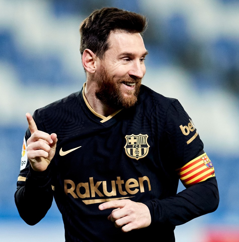 Manchester City lead Paris Saint-Germain in the race to sign Lionel Messi this summer