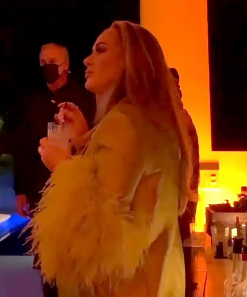 Adele was filmed singing along to Jennifer Lopez’s I’m Real at an Oscars after-party