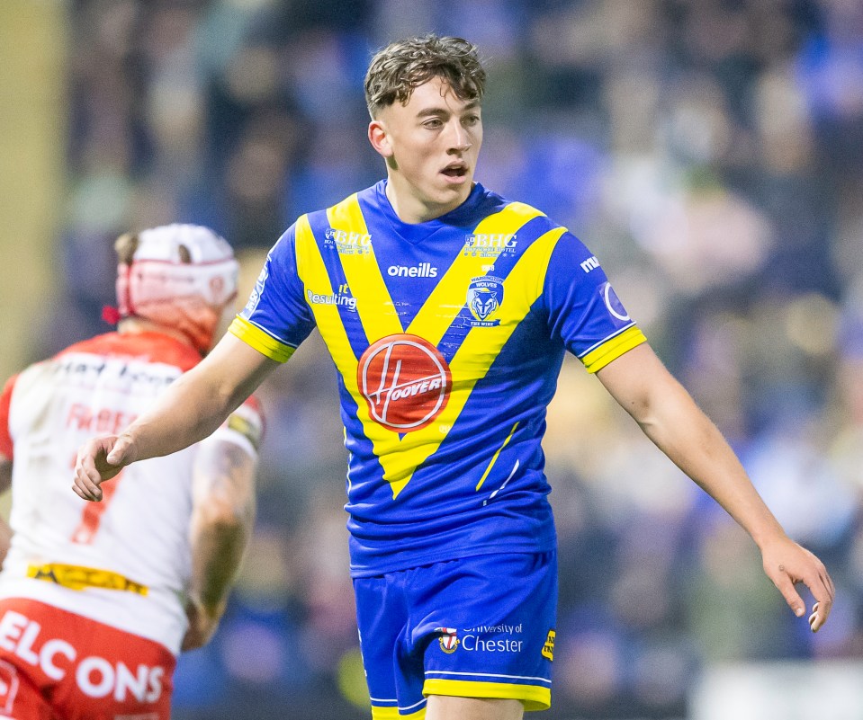  Ashton was taken on by Warrington after impressing at Swinton