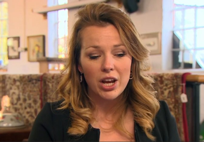 Christina Trevanion is one of Bargain Hunt's top experts