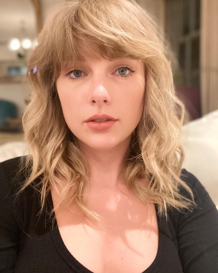 Taylor is now dating actor Joe Alwyn