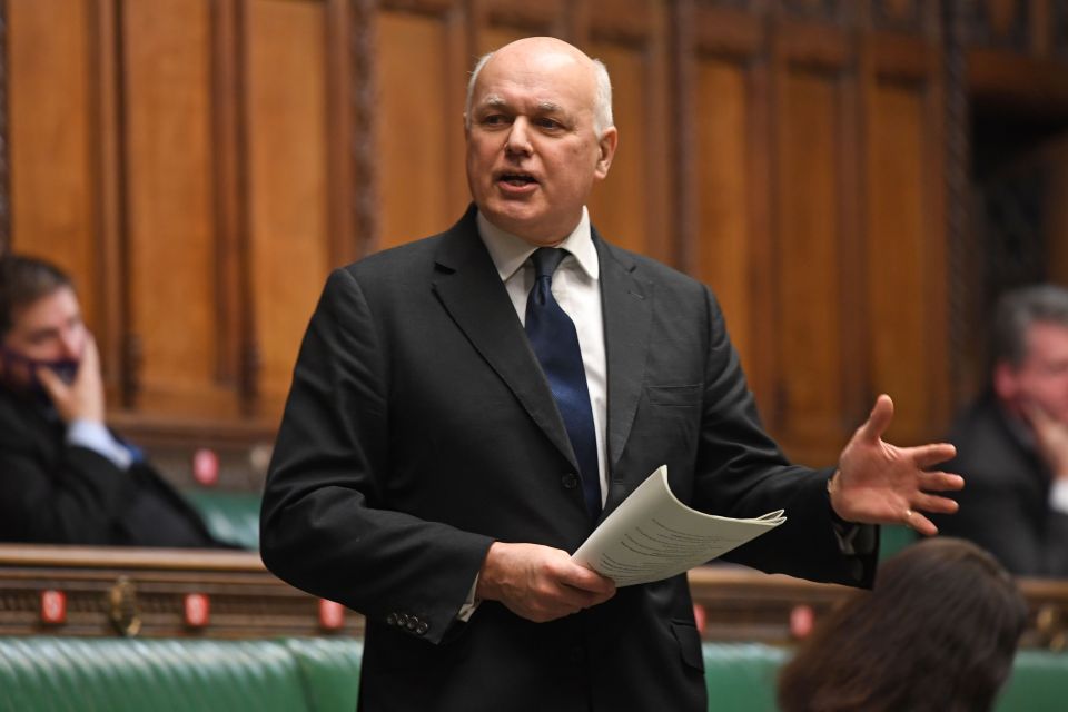 Former Tory leader Iain Duncan Smith welcomed the cut - but said Briatin needs to do more