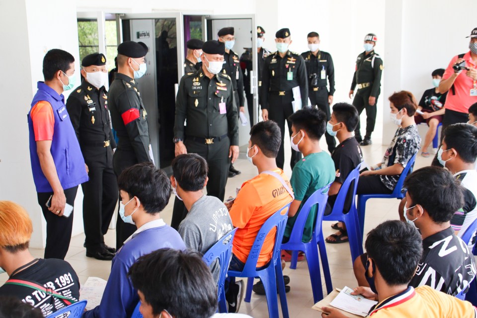 In Phitsanulok province on the first day, 284 came forward but only 67 were successfully drafted into the army